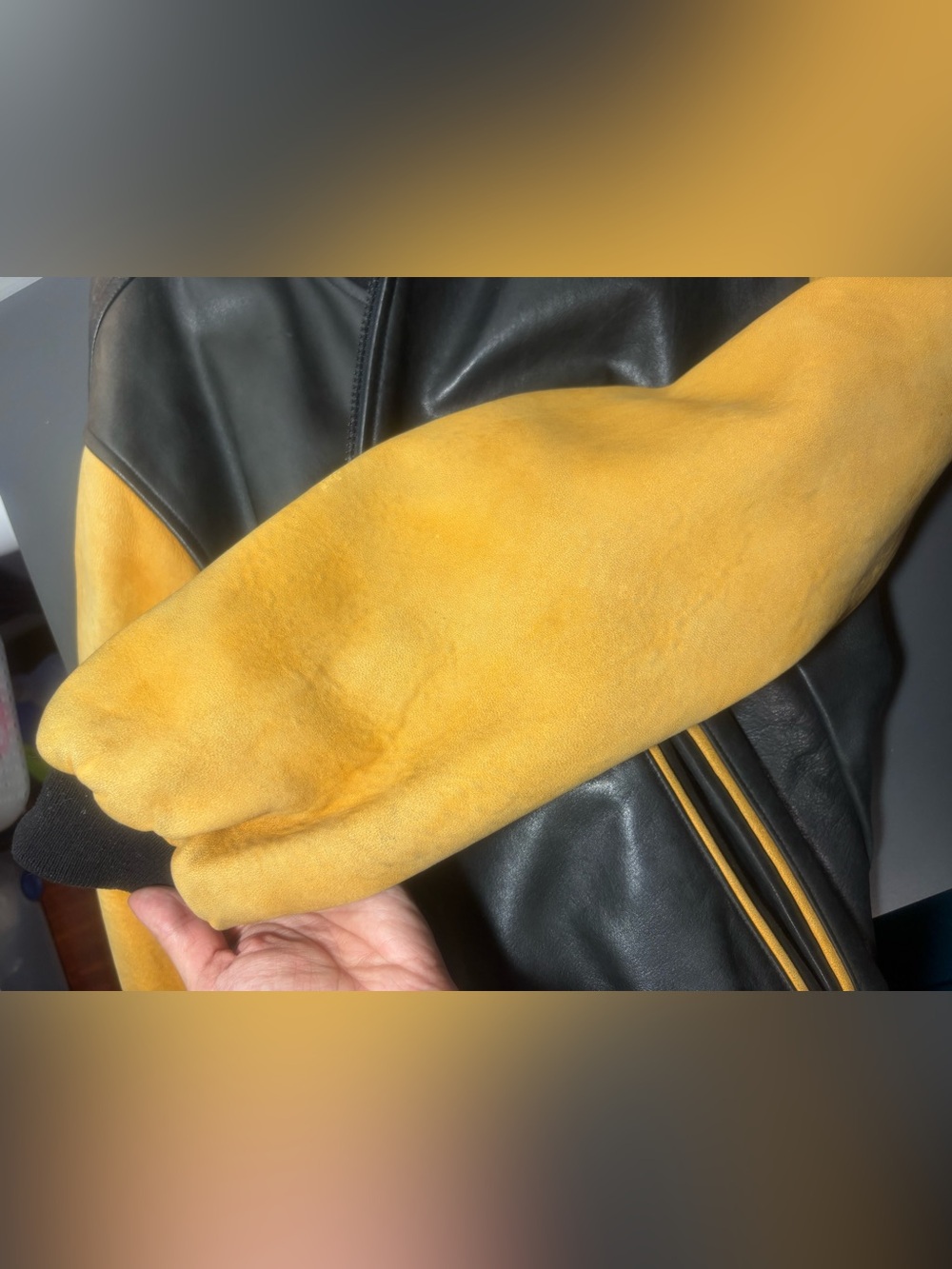 SICHEL Vintage Universal City Employee Black Leather Bomber with Yellow Sleeves - Picture 7 of 11